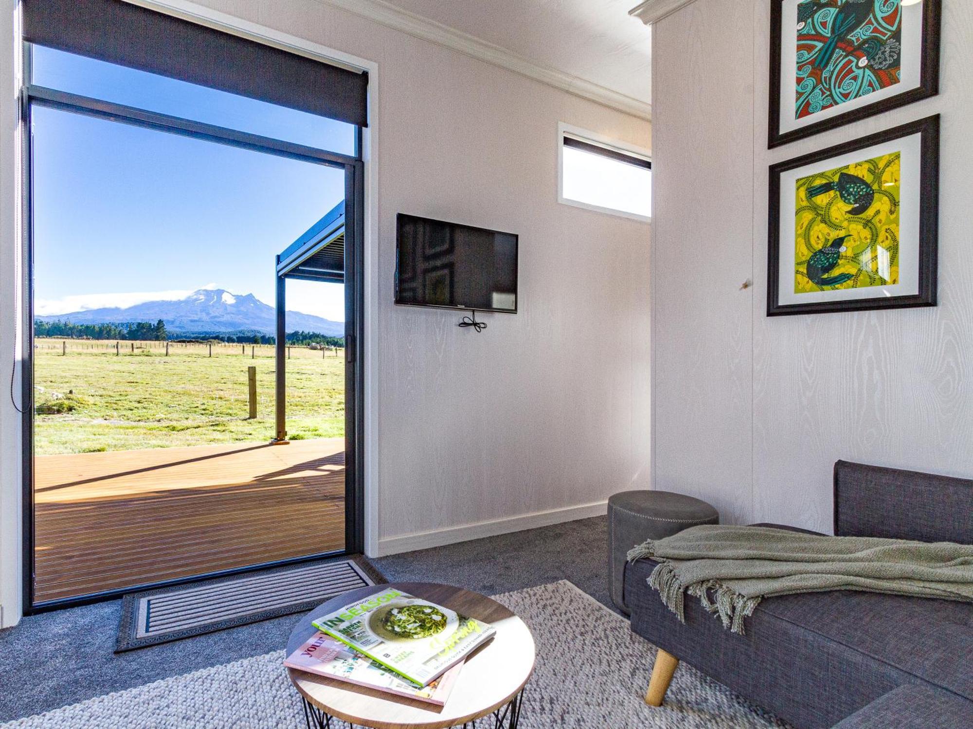 Mangateitei Views - Rangataua Tiny Home Охакун Екстериор снимка